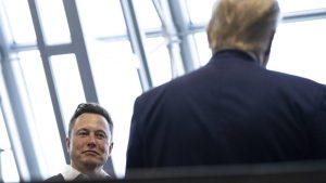 Elon Musk: Χορηγία 45 εκατ. Δολαρίων Κάθε Μήνα για Τραμπ